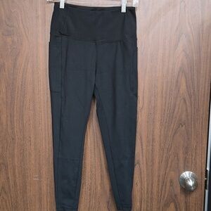 Danskin Black High Rise 7/8 Ankle Leggings